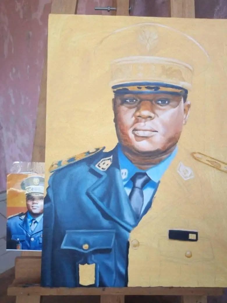 Officier (sur fond doré)