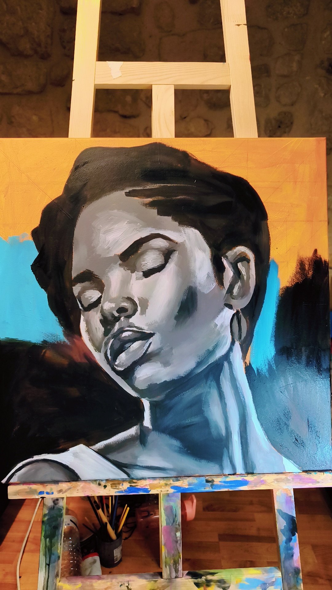 Femme aux yeux clos